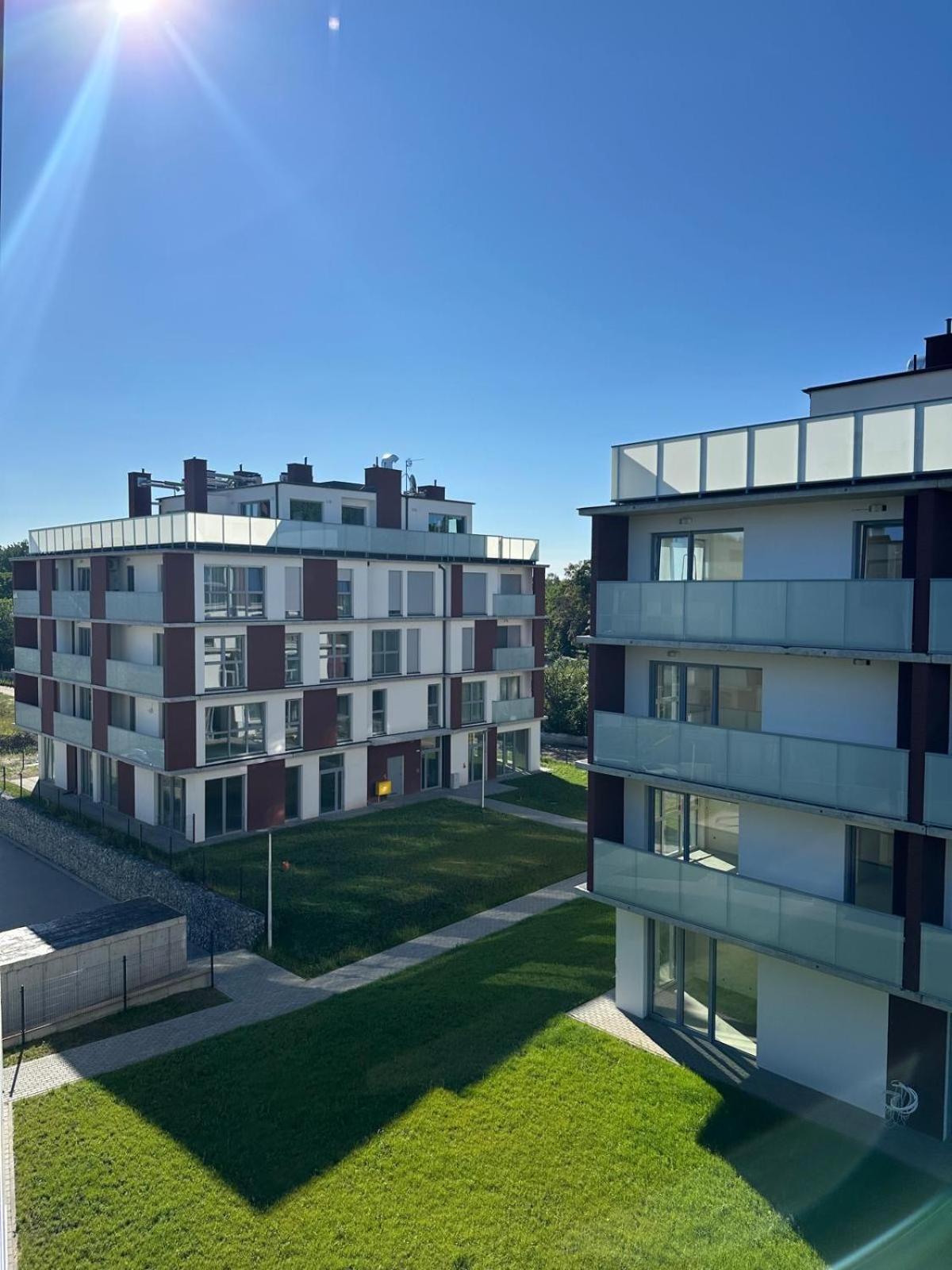Apartament Debowe Wzgorze Złotów Exteriör bild